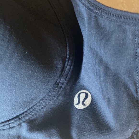 Lululemon bra - Picture 2 of 6